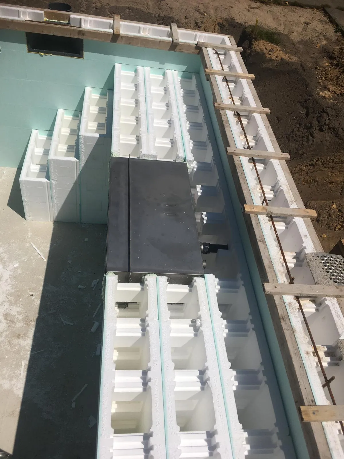 Bouwstenen en Constructie Zwembad